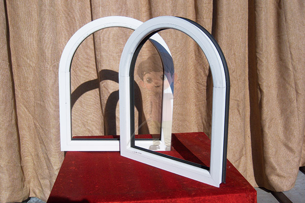 ドアと窓の曲げ加工ソリューション:建物のファサード全体の美しさを向上させます